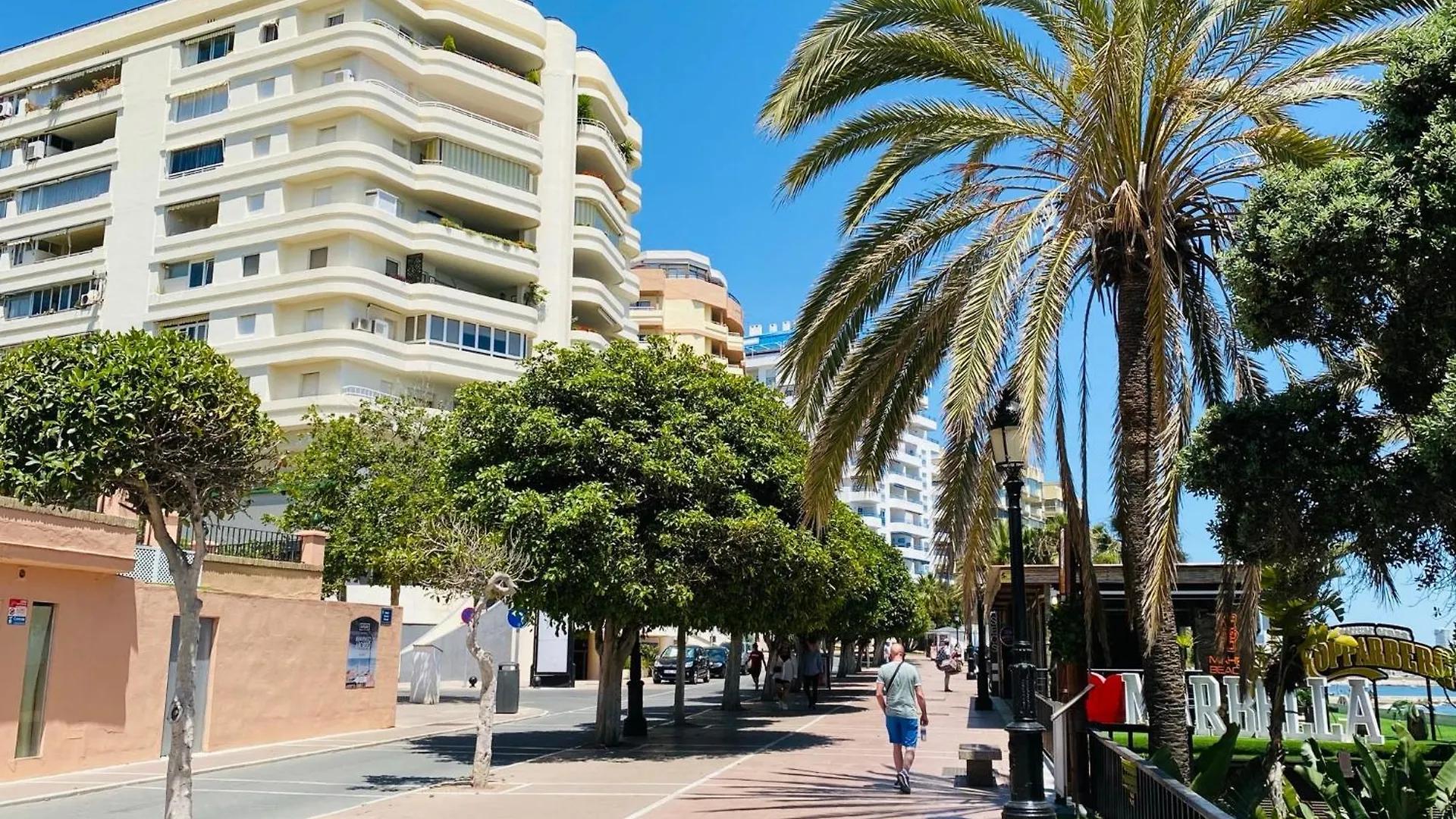 The First Line Of The Sea Apartment Marbella
