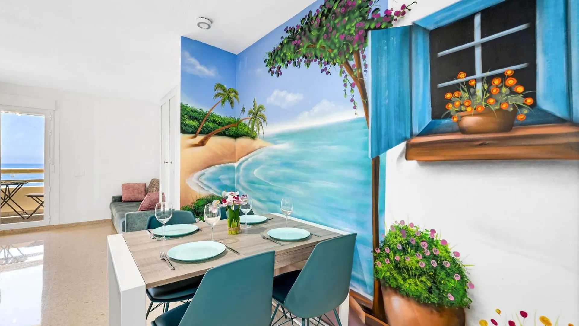 The First Line Of The Sea Apartment Marbella